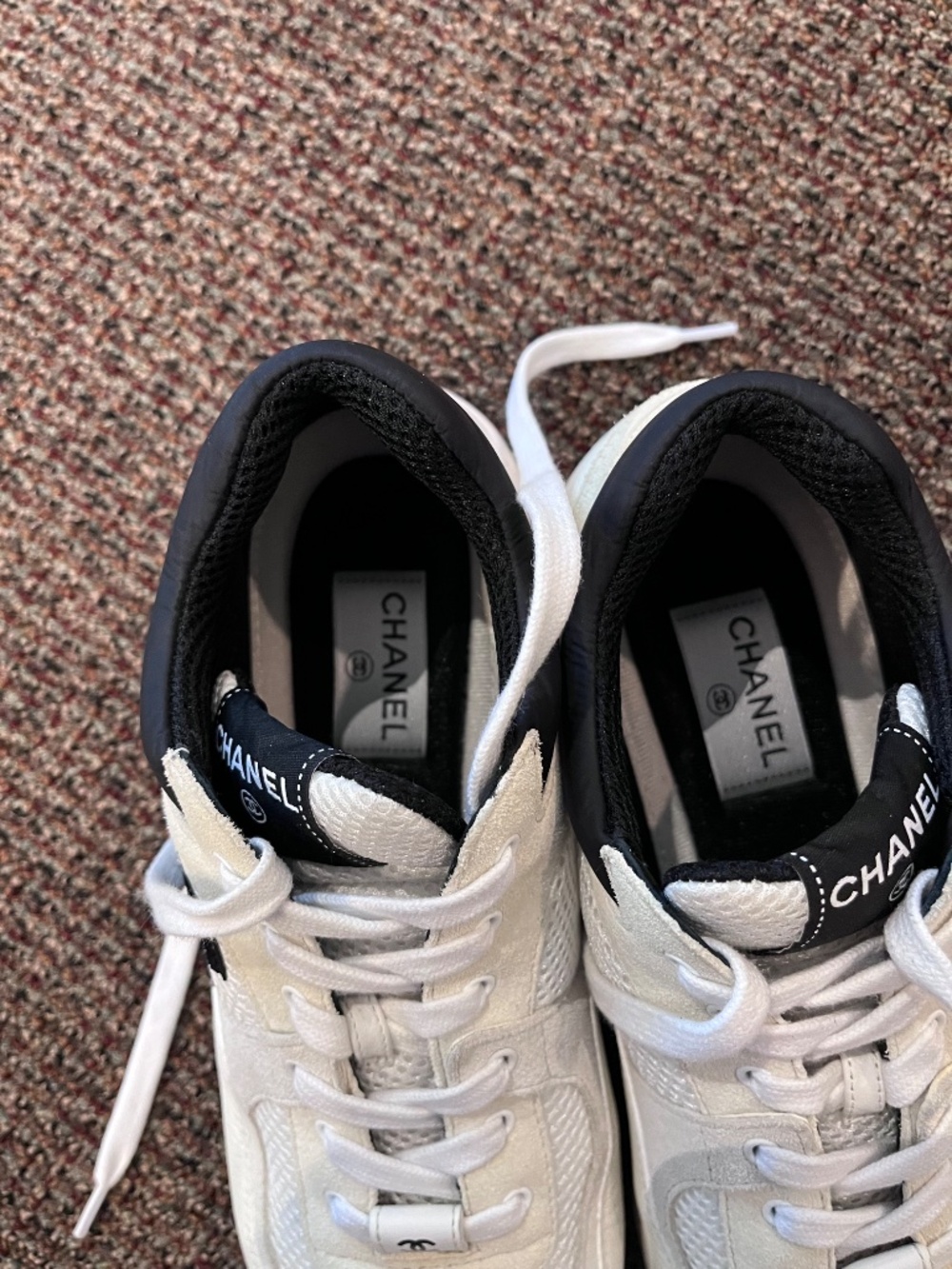 Like new Chanel sneakers size 40 - Picture 8 of 8
